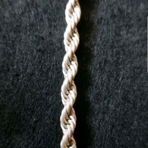 Silver necklace (92.5)